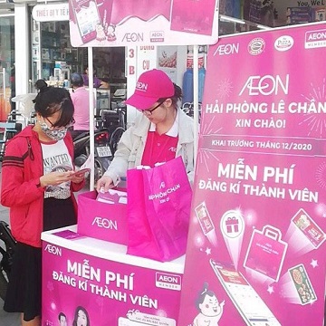 AEON VIETNAM continues to encourage Hai Phong customers to use their own bags when shopping at the first supermarket in the port city